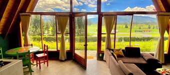 Acogedor chalet mirador campestre, cerca al centro, WIFI, chimenea y parrilla.