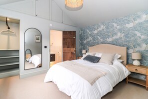 3 bedrooms, individually decorated, individually furnished, free WiFi - Tuffs Farm (Kings Langley)