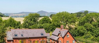 Wonderful villa for 2 guests with WIFI, TV and pets allowed