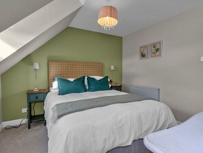 1 bedroom, free WiFi, bed sheets