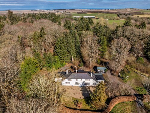 Maravillosa casa de vacaciones  para 10 personas con WIFI, TV y terraza
