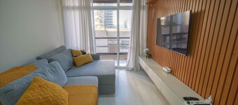 Apto Completo com Wi-fi Ar-cond a 200m da Praia