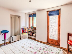 2 bedrooms, free WiFi