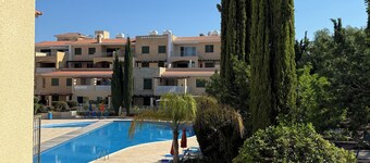 2-bedroom garden townhouse in Polis Chrysochous with WiFi, communal pool and gym