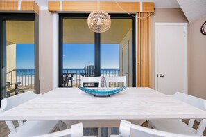 Condo, 1 Bedroom | Dining