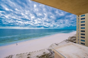 Una playa cerca