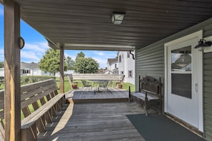 House, 4 Bedrooms | Outdoor dining