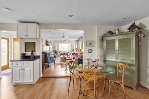 House, 4 Bedrooms | Interior
