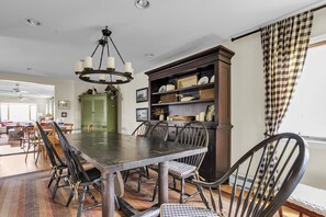 Dining - Home Port - Spacious Retreat In Prime Location 4 Bedroom Home (Davis)