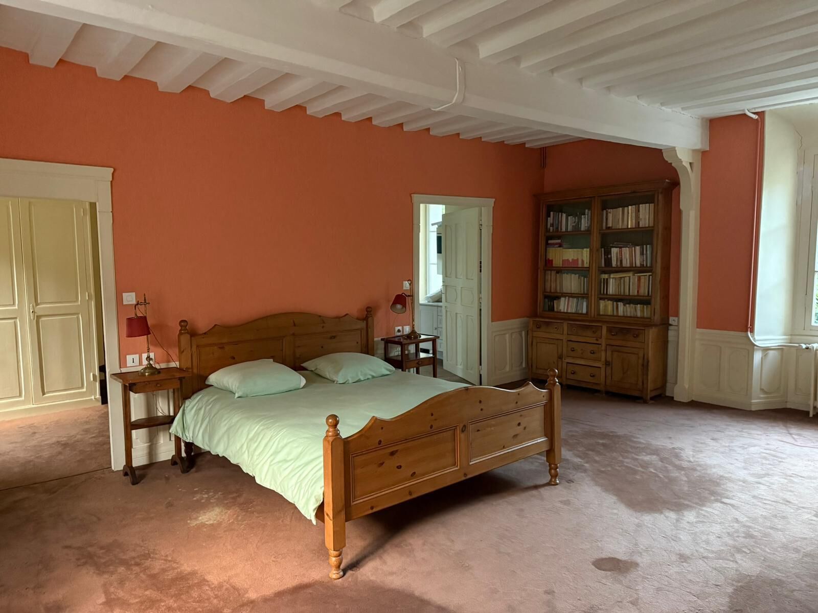 7 間睡房、Wi-Fi、床單