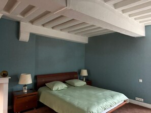 7 Schlafzimmer, WLAN, Bettwäsche