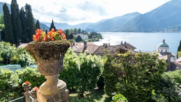 Leilighet, 2 soverom, terrasse, utsikt mot innsjø | Utsikt mot innsjø