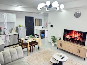 TV connectée, table de tennis de table