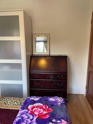 Room-double Room & Private Bathroom in B