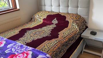 Shared Dormitory, 1 Bedroom, Hot Tub | 1 bedroom