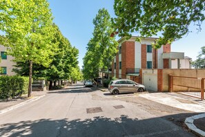 Property grounds - Apartment 'Comfort Alle Terme' with Balcony and Wi-Fi (Chianciano Terme)