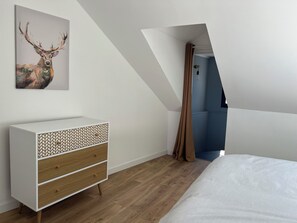 1 bedroom, iron/ironing board, free WiFi, bed sheets