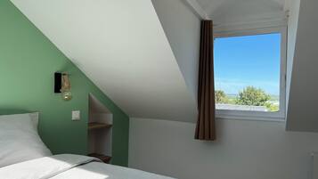 1 slaapkamer, een strijkplank/strijkijzer, gratis wifi, beddengoed