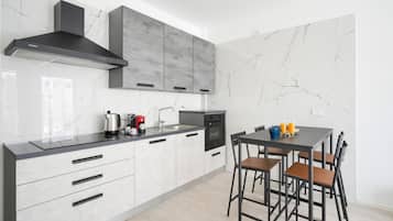 Dishwasher, toaster, ice maker