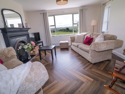 ARD NA MARA, pet friendly, with open fire in Culdaff, County Donegal