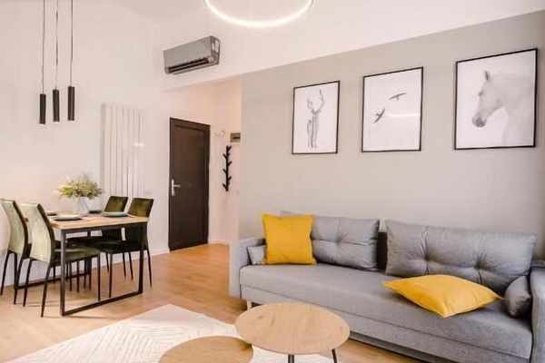 Deluxe Villa, Valley View | Living area | 138-cm Smart TV with digital channels