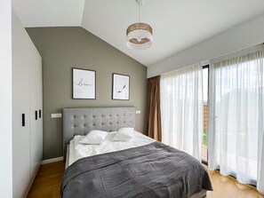 Deluxe-feriehus - udsigt over resort | Egyptiske bomuldslagner, premium-sengetøj