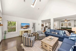Smart TV, fireplace, offices