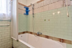 Hair dryer, towels, soap, toilet paper - Cozy Miranese Venice (Chirignago-Zelarino)
