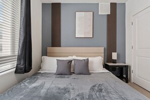 2 bedrooms, desk, iron/ironing board, travel cot