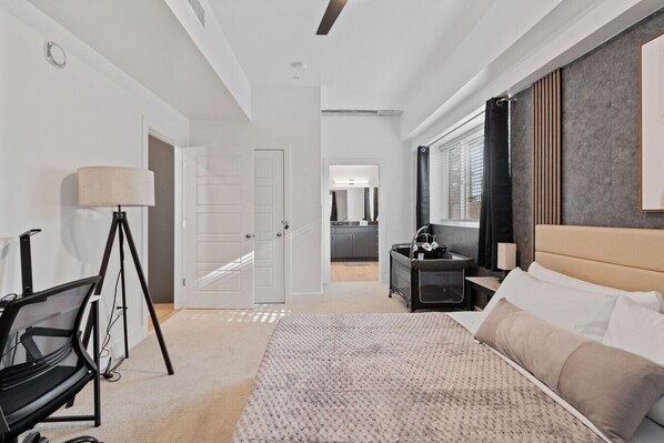 2 bedrooms, desk, iron/ironing board, free WiFi