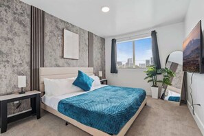 2 bedrooms, iron/ironing board, free WiFi, bed sheets - 2BR SLC Gem Steps from City Creek (Salt Lake City)