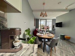 Espace de travail pour ordinateur portable, rideaux occultants