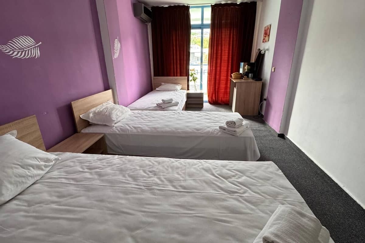 Triple Room | Free WiFi