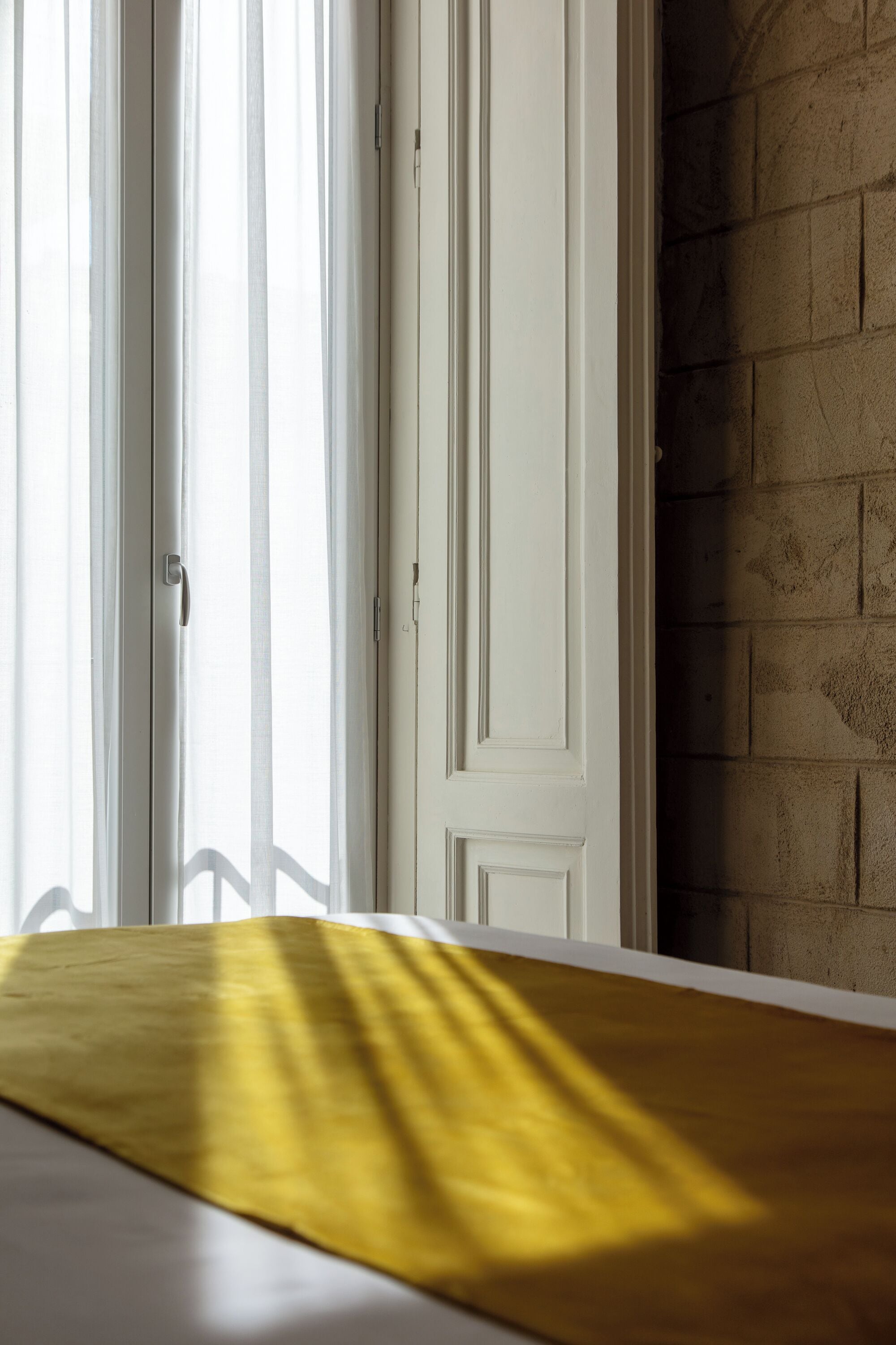 Minibar, escritorio, wifi gratis y ropa de cama 