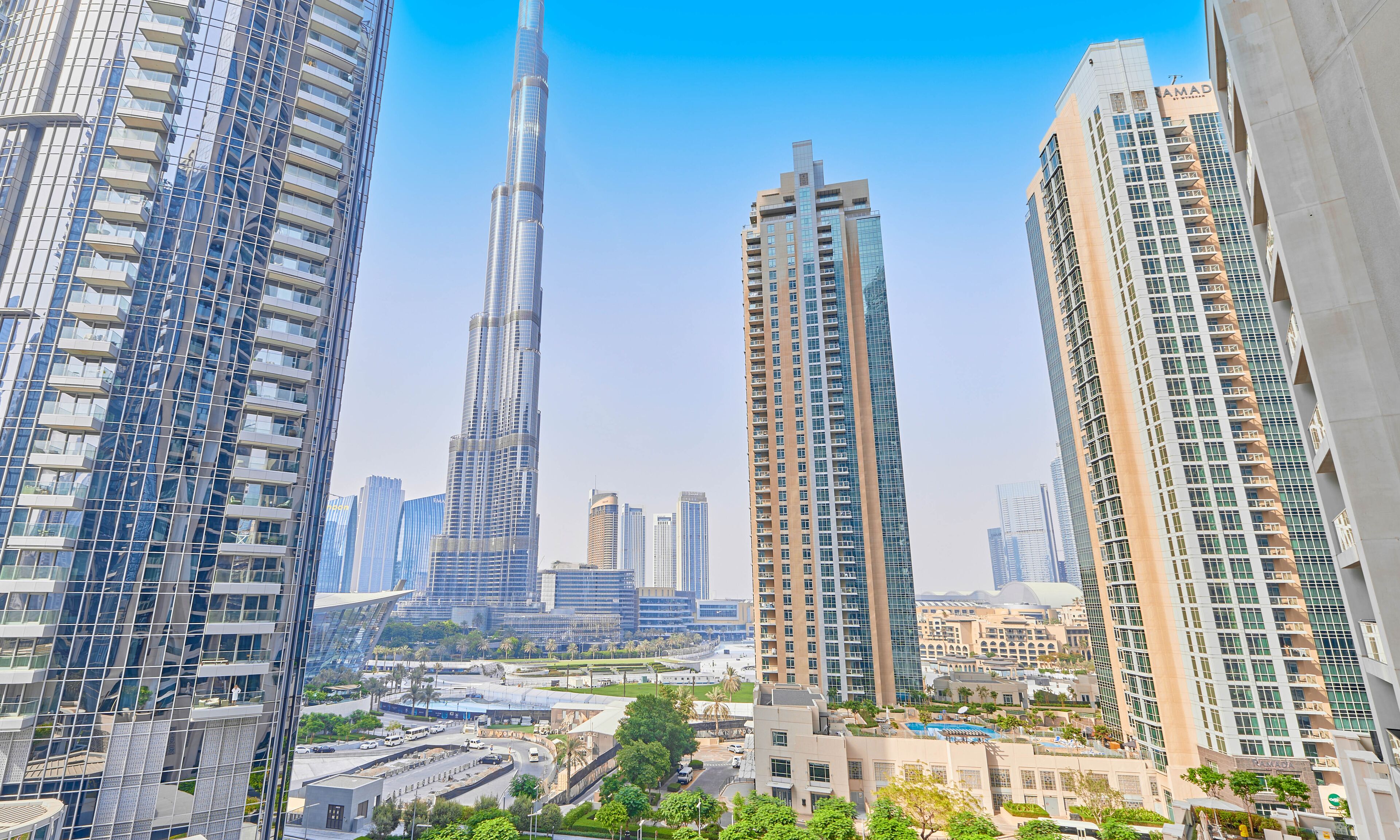 พรีเมียมอพาร์ทเมนท์, 2 ห้องนอน, อ่างอาบน้ำ, วิวเมือง | วิวระเบียง