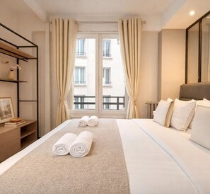 Premium Apartment, Courtyard View | View from room - 1628 Matignon (Paris)