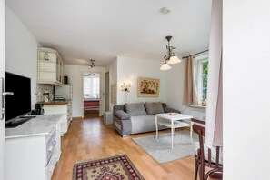 TV - Apartment '5' with Wi-Fi (Neuenkirchen)