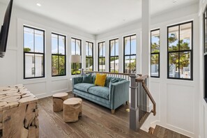 Televisión, oficina