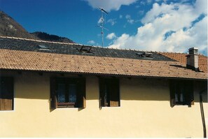 Hus - 3 soveværelser - handicapvenligt - pejs i værelset | Udendørsområde