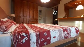 Rumah, 3 kamar tidur, akses difabel, perapian | 3 kamar tidur