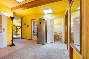 Interior - Room 'Einzelzimmer 2' with Wi-Fi (Neuenkirchen)