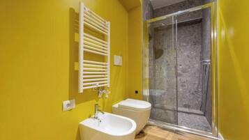 Haartrockner, Handtücher