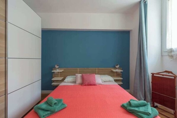 1 chambre, Wi-Fi gratuit, draps fournis