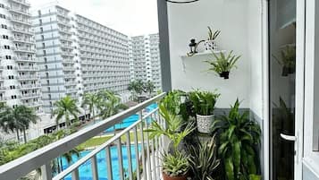 Condo, 1 Bedroom, Private Pool, City View | Balcony