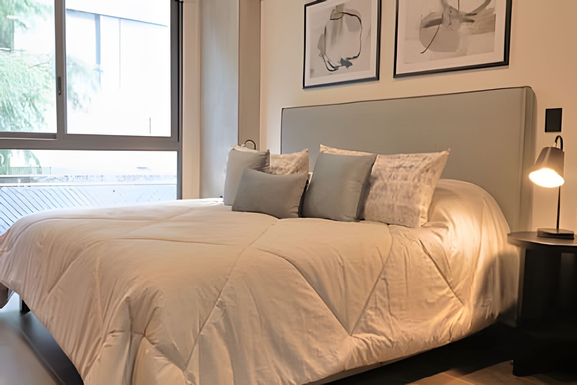 2 bedrooms, iron/ironing board, bed sheets