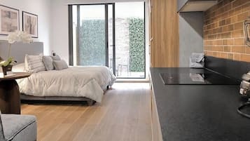 1 quarto, escrivaninha, ferros/tábuas de passar roupa, Wi-Fi