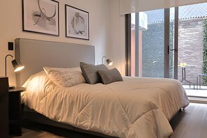 2 室のベッドルーム、ベッドシーツ