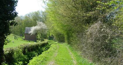 Charming recently renovated 3-bedroom farmhouse in enchanting Erloy with WiFi