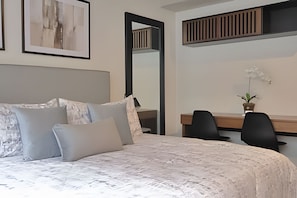 2 عدّة غرف نوم وملاءات أسرّة