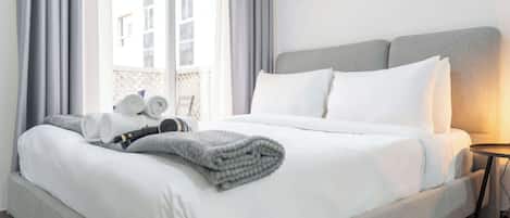 Iron/ironing board, WiFi, bed sheets